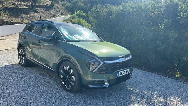 COMING SOON KIA SPORTAGE DESIGN PHEV 1,6 AUTO 4X4 SPANISH LHD IN SPAIN 23000 MILES 2022